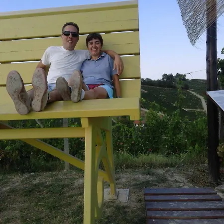 Relax Vino E Belle Passeggiate 公寓